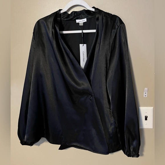 Calvin Klein Plus Size Satin Wrap Blouse NWT - Picture 2 of 7